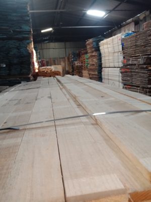 Pine Chile- Gỗ Phương Đông cung cấp gỗ uy tín-chất lượng