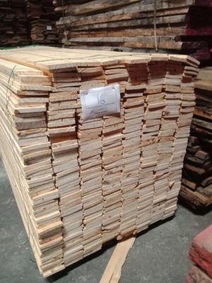 bán gỗ thông vàng Bình Dương