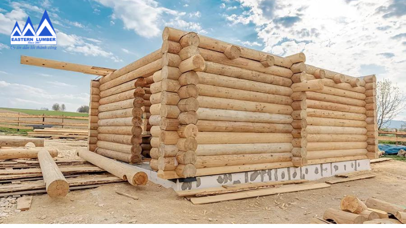Ngôi nhà gỗ truyền thống được làm từ gỗ tròn