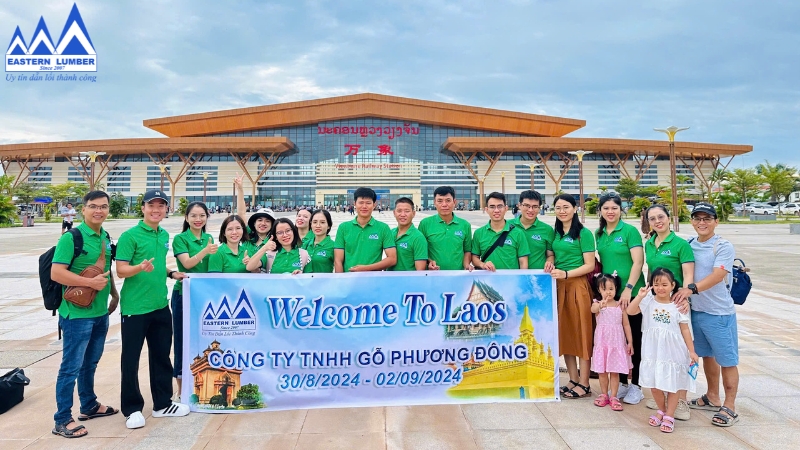 CBNV Gỗ Phương Đông check in tại ga tàu cao tốc đi Luông Phrabang 