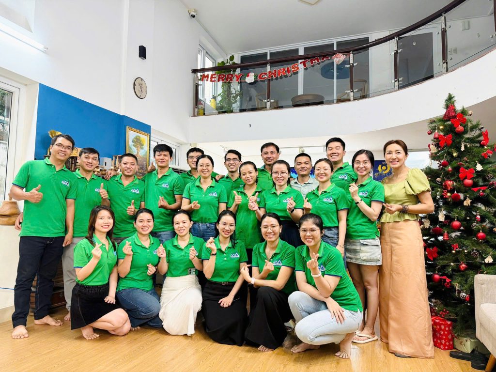 Mua gỗ tự nhiên tại Gỗ Phương Đông